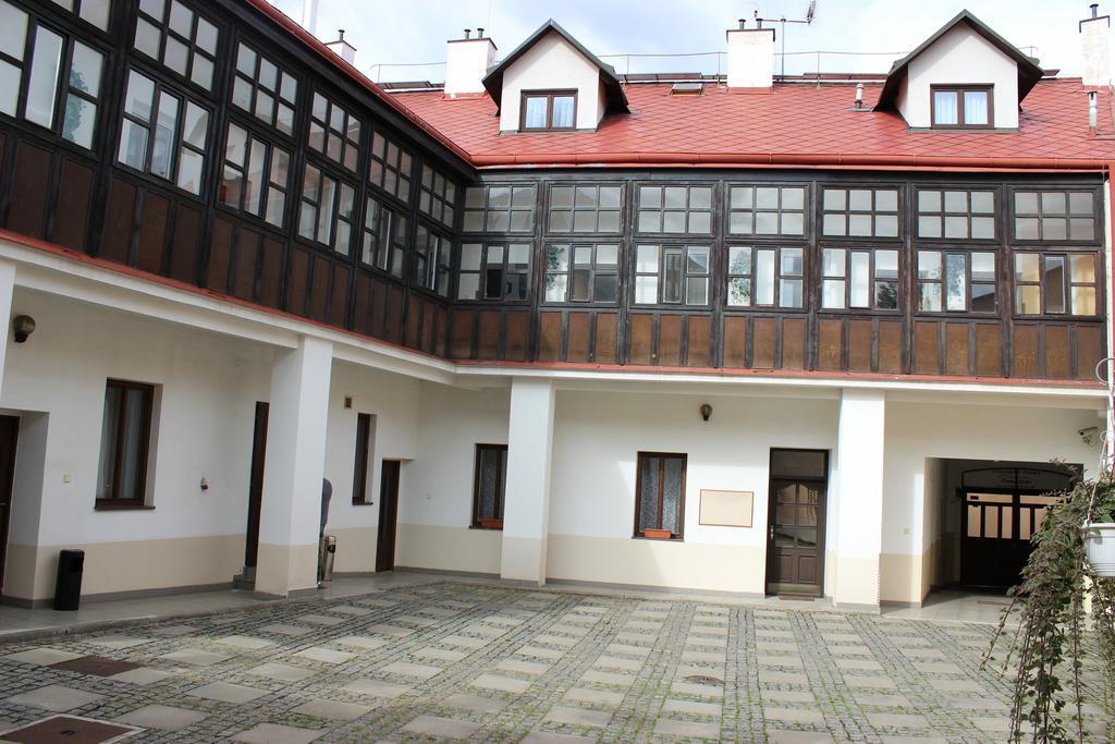 Emma Penzion Praag Buitenkant foto